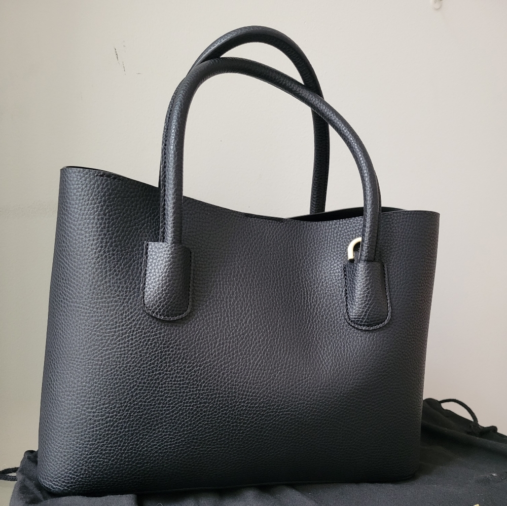 Repost - Angela Roi Cher tote black